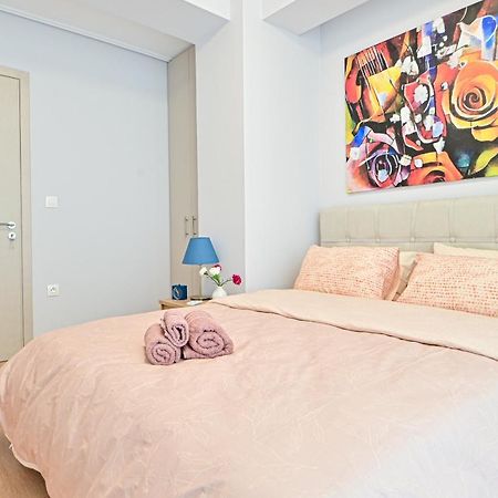 Beautiful new apartment 5 min from Piraeus Port  Extérieur photo