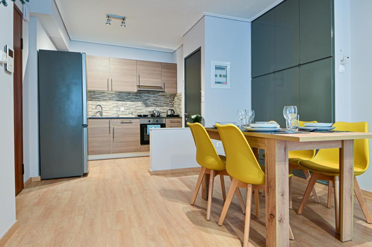 Beautiful new apartment 5 min from Piraeus Port  Extérieur photo