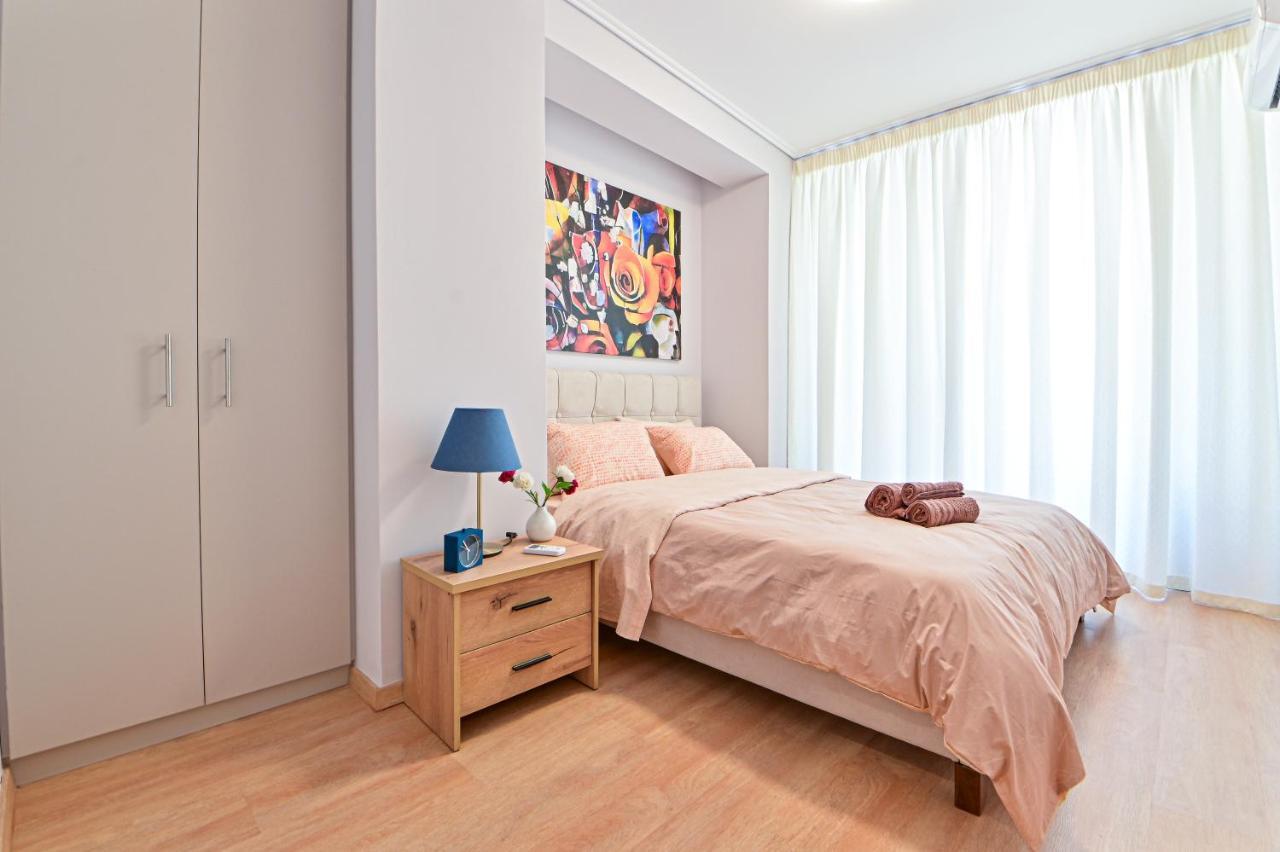 Beautiful new apartment 5 min from Piraeus Port  Extérieur photo