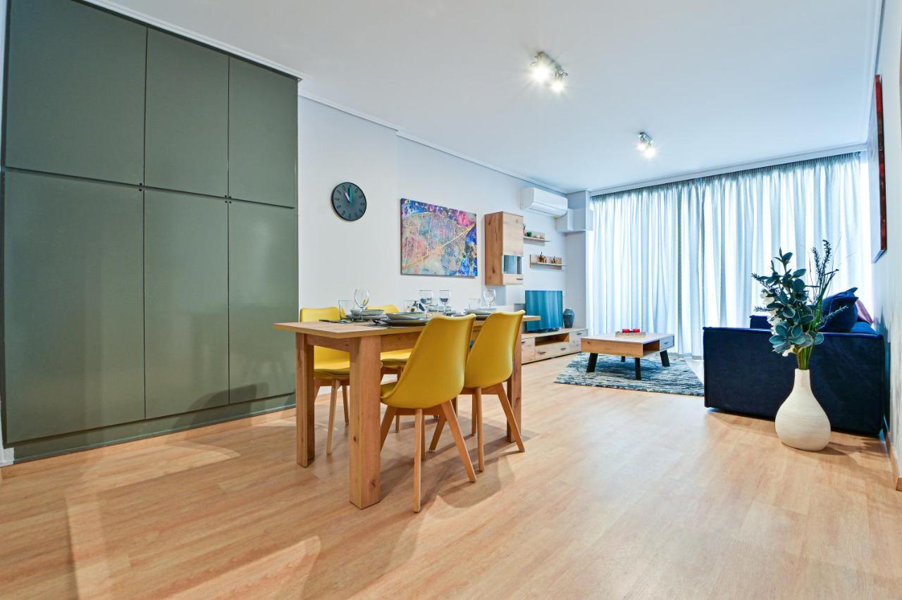 Beautiful new apartment 5 min from Piraeus Port  Extérieur photo